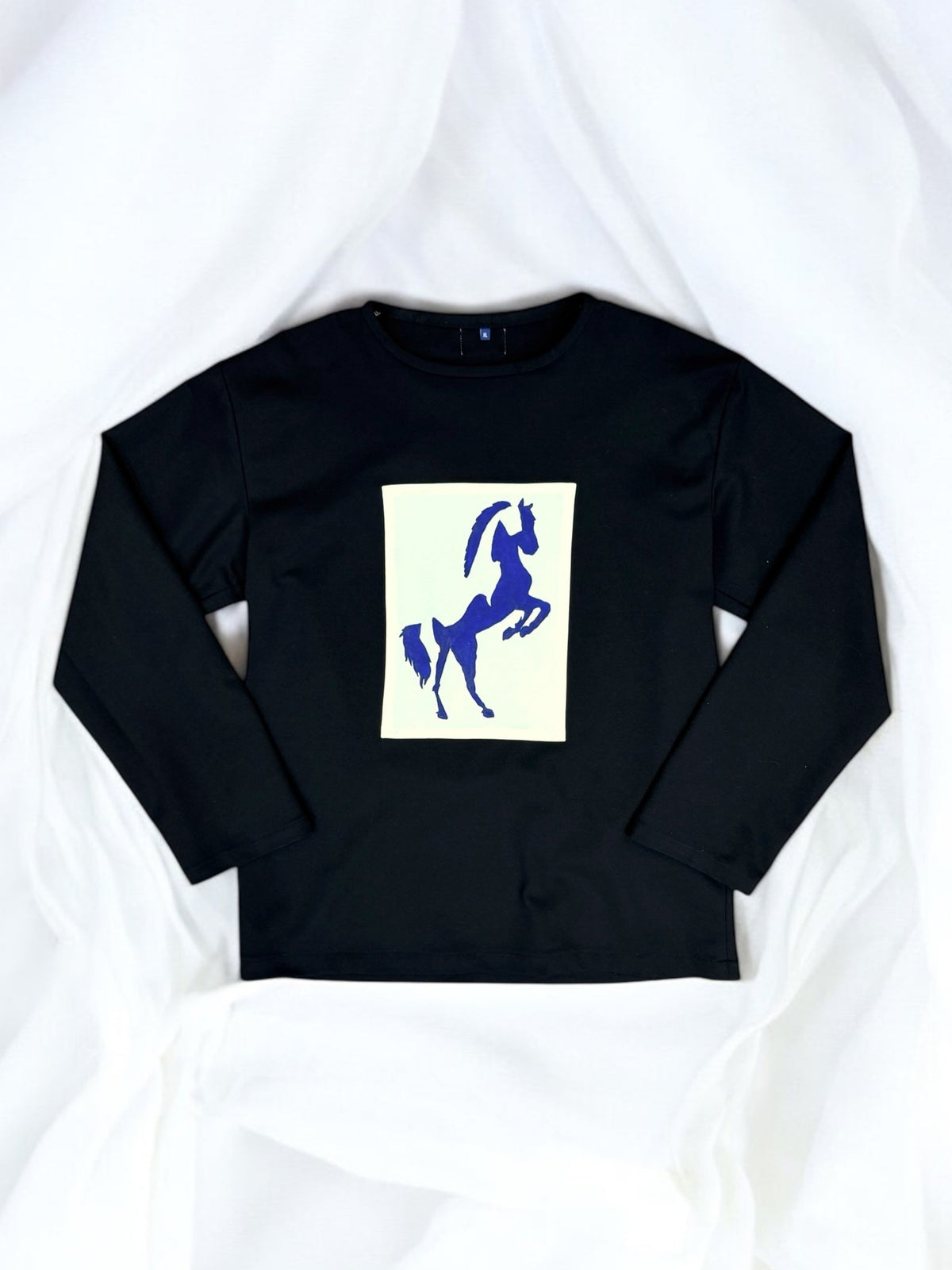 Long sleeve Blue horse